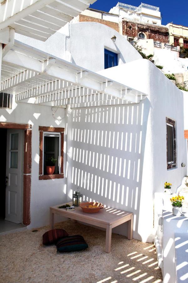 Menias Cave House Apartment Oia  Bilik gambar