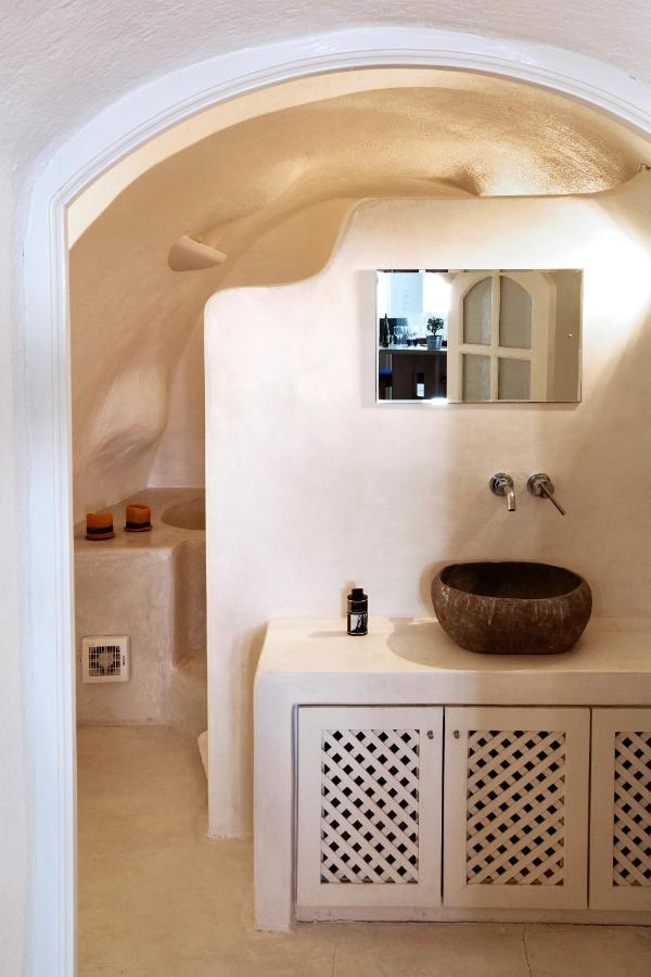 Menias Cave House Apartment Oia  Bilik gambar